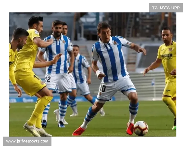 巴列卡诺对阵马洛卡，两队近期状态均较为挣扎。